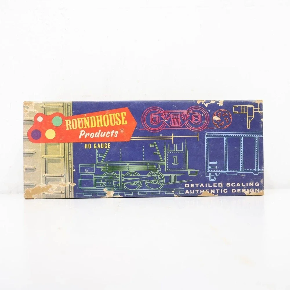 Roundhouse Products HO Scale Union Pacific Wells Fargo Express Baggage Car #8